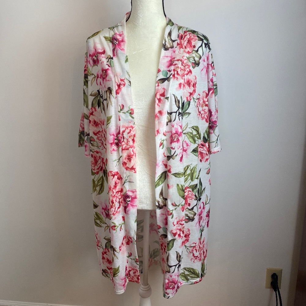 Show Me Your Mums Floral Robe